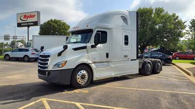 Freightliner Cascadia 126 Sleeper Semi Truck - 75" Condo Sleeper, 455HP, 12 Speed Automatic