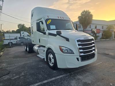 Freightliner Cascadia 126 Sleeper Semi Truck - 80" Condo Sleeper, 455HP, 12 Speed Automatic