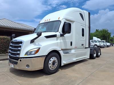 Freightliner Cascadia 126 Sleeper Semi Truck - 72" Condo Sleeper, 455HP, 12 Speed Automatic