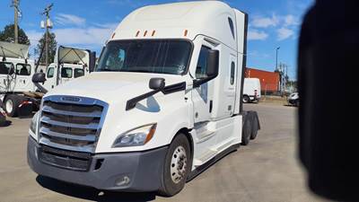 Freightliner Cascadia 126 Sleeper Semi Truck - 72" Condo Sleeper, 455HP, 12 Speed Automatic