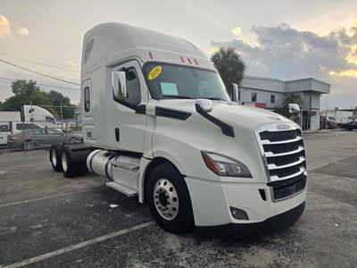 Freightliner Cascadia 126 Sleeper Semi Truck - 80" Condo Sleeper, 455HP, 12 Speed Automatic