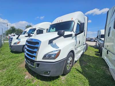 Freightliner Cascadia 126 Sleeper Semi Truck - 72" Condo Sleeper, 455HP, 12 Speed Automatic