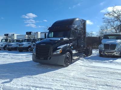 Freightliner Cascadia 126 Sleeper Semi Truck - 48" Condo Sleeper, 455HP, 12 Speed Automatic