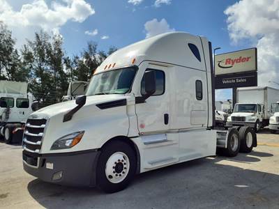 Freightliner Cascadia 126 Sleeper Semi Truck - 72" Condo Sleeper, 455HP, 12 Speed Automatic