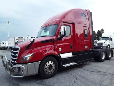 Freightliner Cascadia 126 Sleeper Semi Truck - 72" Condo Sleeper, 455HP, 12 Speed Automatic