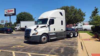 Freightliner Cascadia 126 Sleeper Semi Truck - 72" Condo Sleeper, 455HP, 12 Speed Automatic