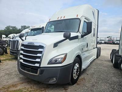 Freightliner Cascadia 126 Sleeper Semi Truck - 72" Condo Sleeper, 455HP, 12 Speed Automatic