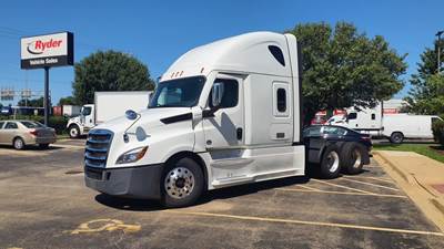 Freightliner Cascadia 126 Sleeper Semi Truck - 72" Condo Sleeper, 455HP, 12 Speed Automatic