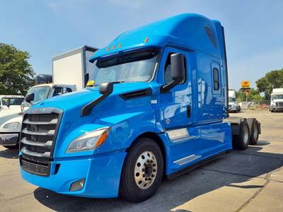 Freightliner Cascadia 126 Sleeper Semi Truck - 72" Condo Sleeper, 455HP, 12 Speed Automatic