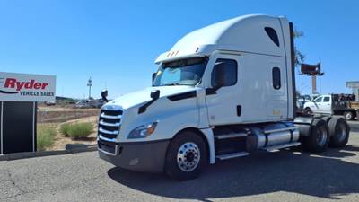 Freightliner Cascadia 126 Sleeper Semi Truck - 66" Condo Sleeper, 505HP, 12 Speed Automatic