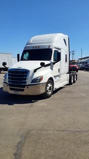 Freightliner Cascadia 126 Sleeper Semi Truck - 70" Condo Sleeper, 455HP, 12 Speed Automatic