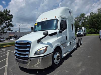 Freightliner Cascadia 126 Sleeper Semi Truck - 72" Condo Sleeper, 455HP, 12 Speed Automatic