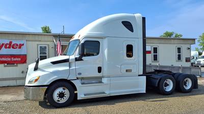 Freightliner Cascadia 126 Sleeper Semi Truck - 52" Condo Sleeper, 455HP, 12 Speed Automatic