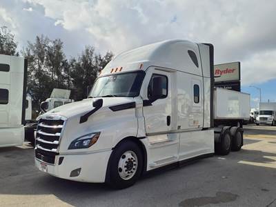 Freightliner Cascadia 126 Sleeper Semi Truck - 72" Condo Sleeper, 455HP, 12 Speed Automatic