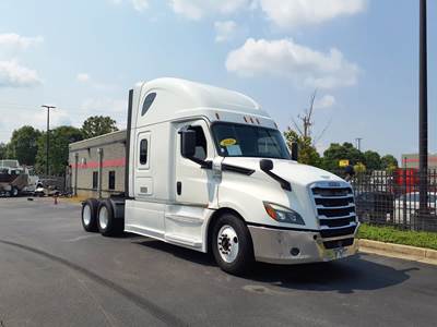 Freightliner Cascadia 126 Sleeper Semi Truck - 73" Condo Sleeper, 455HP, 12 Speed Automatic