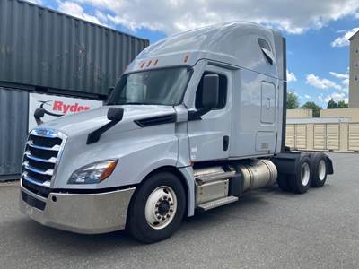Freightliner Cascadia 126 Sleeper Semi Truck - 72" Condo Sleeper, 455HP, 12 Speed Automatic