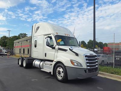 Freightliner Cascadia 126 Sleeper Semi Truck - 74" Condo Sleeper, 455HP, 12 Speed Automatic