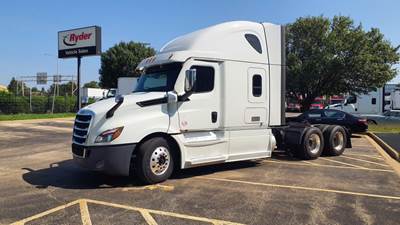 Freightliner Cascadia 126 Sleeper Semi Truck - 72" Condo Sleeper, 475HP, 12 Speed Automatic