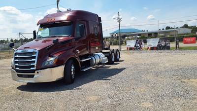 Freightliner Cascadia 126 Sleeper Semi Truck - 37" Mid Roof Sleeper, 450HP, 12 Speed Automatic