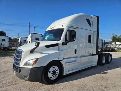 Freightliner Cascadia 126 Sleeper Semi Truck - 72" Condo Sleeper, 455HP, 12 Speed Automatic