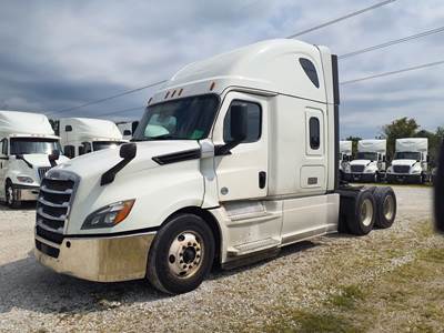 Freightliner Cascadia 126 Sleeper Semi Truck - 72" Condo Sleeper, 455HP, 12 Speed Automatic