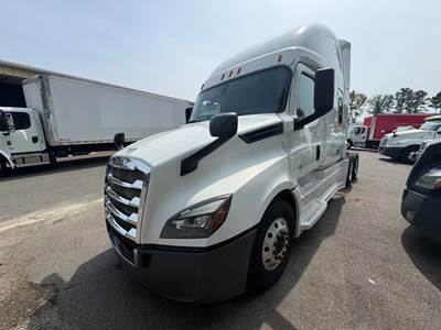 Freightliner Cascadia 126 Sleeper Semi Truck - 72" Condo Sleeper, 455HP, 12 Speed Automatic