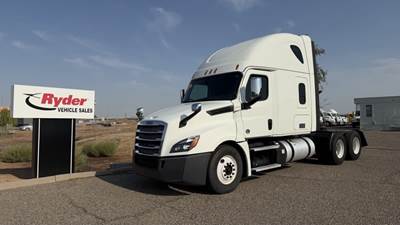 Freightliner Cascadia 126 Sleeper Semi Truck - 72" Condo Sleeper, 455HP, 10 Speed Manual