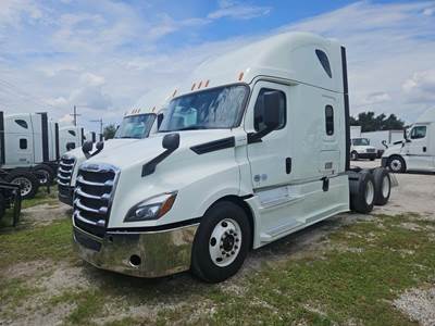 Freightliner Cascadia 126 Sleeper Semi Truck - 72" Condo Sleeper, 455HP, 12 Speed Automatic
