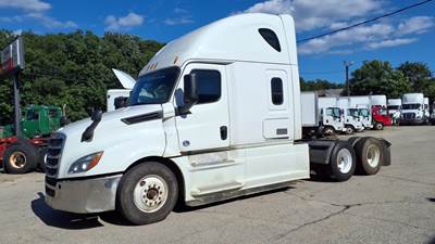 Freightliner Cascadia 126 Sleeper Semi Truck - 62" Condo Sleeper, 455HP, 12 Speed Automatic