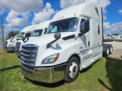 Freightliner Cascadia 126 Sleeper Semi Truck - 72" Condo Sleeper, 455HP, 12 Speed Automatic