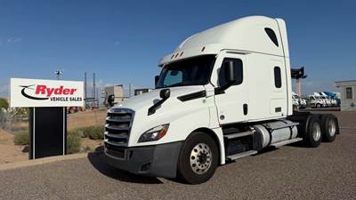 Freightliner Cascadia 126 Sleeper Semi Truck - 72" Condo Sleeper, 505HP, 12 Speed Automatic
