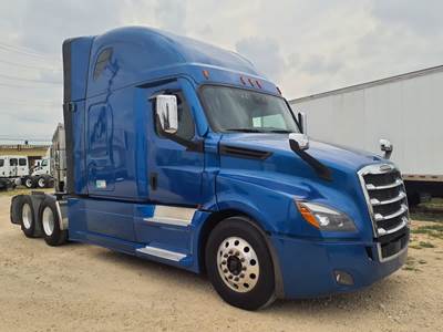 Freightliner Cascadia 126 Sleeper Semi Truck - 48" Condo Sleeper, 455HP, 12 Speed Automatic