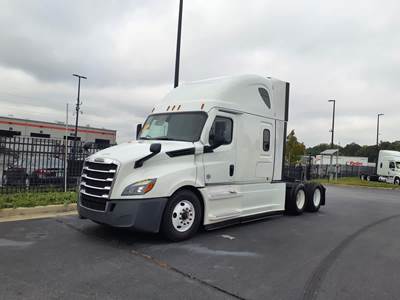 Freightliner Cascadia 126 Sleeper Semi Truck - 73" Condo Sleeper, 455HP, 12 Speed Automatic