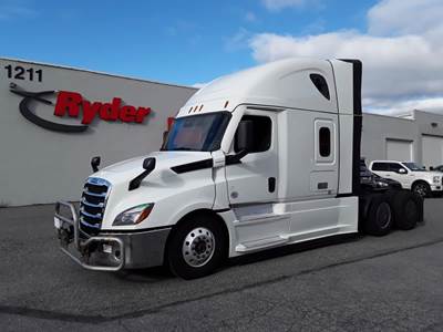 Freightliner Cascadia 126 Sleeper Semi Truck - 72" Condo Sleeper, 455HP, 12 Speed Automatic