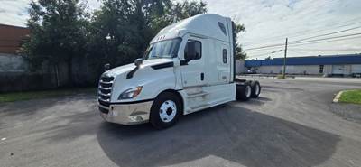 Freightliner Cascadia 126 Sleeper Semi Truck - 73" Condo Sleeper, 450HP, 12 Speed Automatic