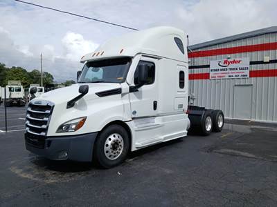 Freightliner Cascadia 126 Sleeper Semi Truck - 70" Condo Sleeper, 455HP, 12 Speed Automatic