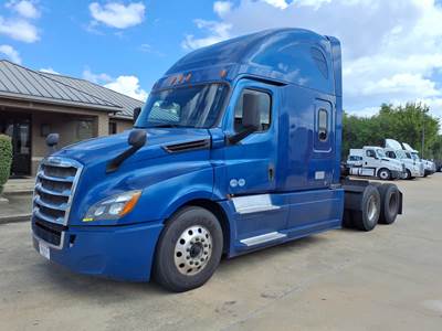 Freightliner Cascadia 126 Sleeper Semi Truck - 72" Condo Sleeper, 455HP, 12 Speed Automatic
