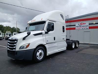 Freightliner Cascadia 126 Sleeper Semi Truck - 70" Condo Sleeper, 455HP, 12 Speed Automatic