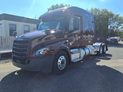 Freightliner Cascadia 126 Sleeper Semi Truck - 61" Mid Roof Sleeper, 455HP, 12 Speed Automatic