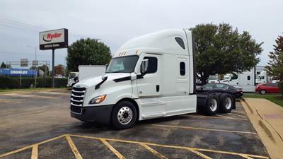 Freightliner Cascadia 126 Sleeper Semi Truck - 72" Condo Sleeper, 455HP, 12 Speed Automatic