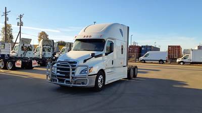 Freightliner Cascadia 126 Sleeper Semi Truck - 72" Condo Sleeper, 455HP, 12 Speed Automatic