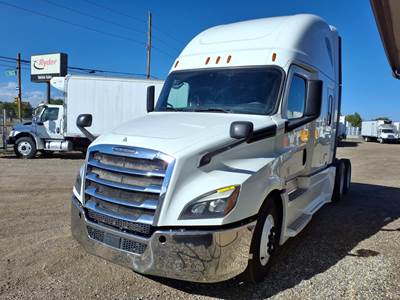 Freightliner Cascadia 126 Sleeper Semi Truck - 62" Condo Sleeper, 455HP, 12 Speed Automatic