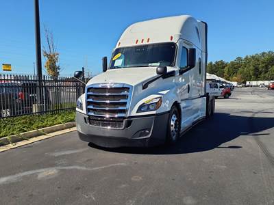 Freightliner Cascadia 126 Sleeper Semi Truck - 74" Condo Sleeper, 455HP, 12 Speed Automatic