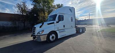 Freightliner Cascadia 126 Sleeper Semi Truck - 73" Condo Sleeper, 455HP, 12 Speed Automatic
