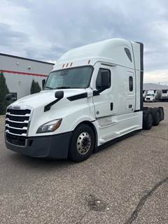 Freightliner Cascadia 126 Sleeper Semi Truck - 73" Condo Sleeper, 455HP, 12 Speed Automatic