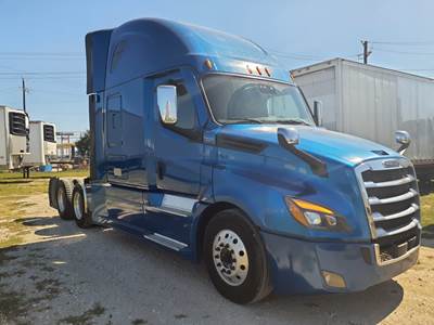 Freightliner Cascadia 126 Sleeper Semi Truck - 48" Condo Sleeper, 455HP, 12 Speed Automatic