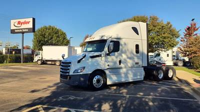 Freightliner Cascadia 126 Sleeper Semi Truck - 72" Condo Sleeper, 475HP, 12 Speed Automatic
