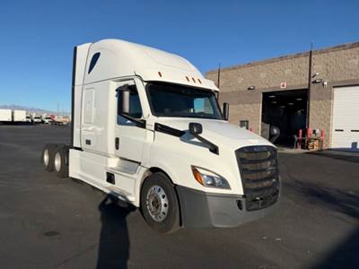 Freightliner Cascadia 126 Sleeper Semi Truck - 72" Condo Sleeper, 455HP, 12 Speed Automatic