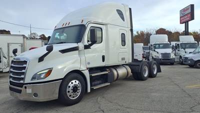 Freightliner Cascadia 126 Sleeper Semi Truck - 64" Condo Sleeper, 455HP, 12 Speed Automatic