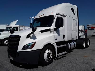 Freightliner Cascadia Sleeper Semi Truck - 72" Condo Sleeper, 455HP, 12 Speed Automatic